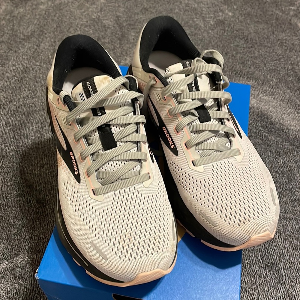 Brooks Sneakers - Adrenaline GTS